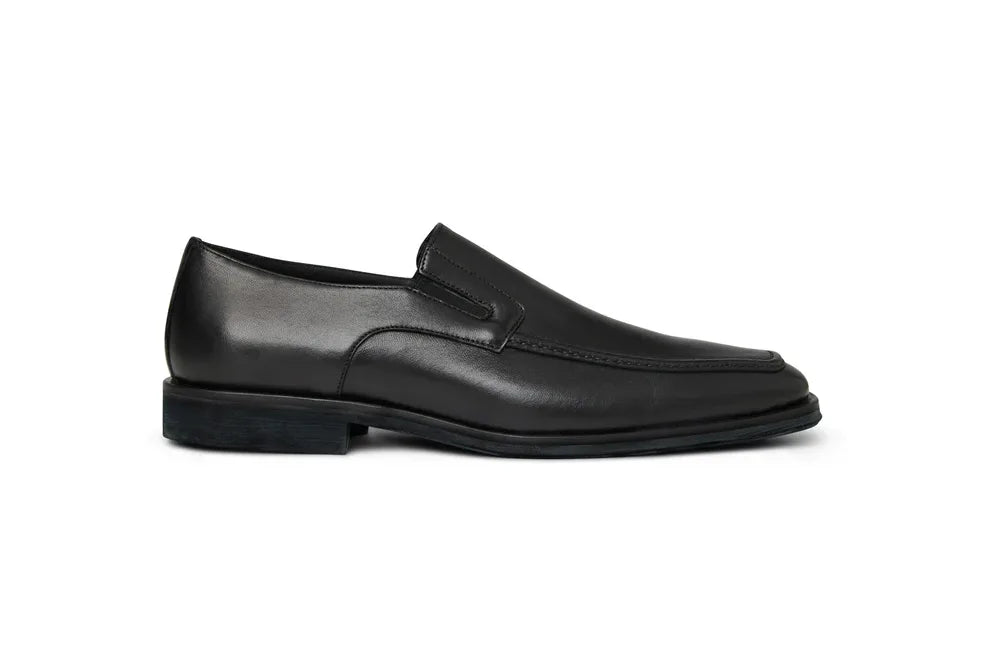 Raging Slip-on Loafer