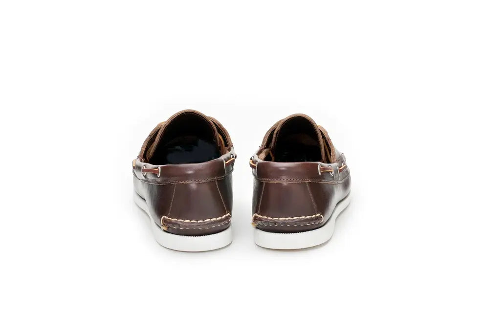Read Boat Shoes