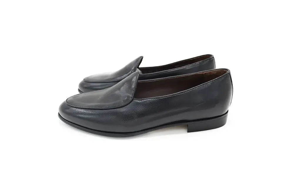 Berwick 1707 Classic Belgian Loafer Black Deerskin