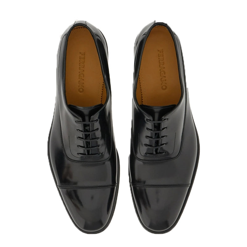 Ferragamo Oxford with toe cap