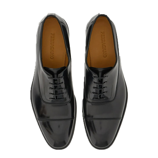 Ferragamo Oxford with toe cap
